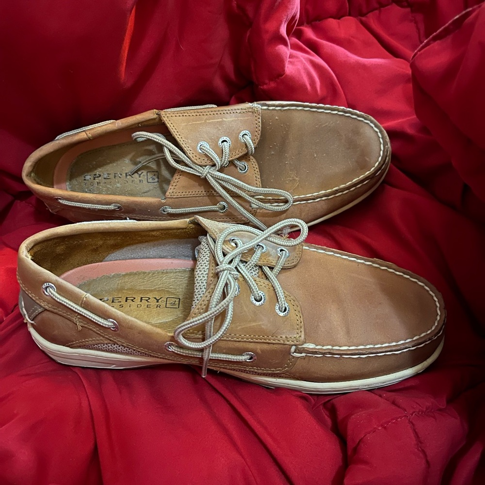 Men’s Sperry top-sider shoes size 11M
